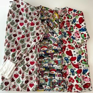 LOT 3 UA SCRUBS Holiday scrub tops- 2 short sleeve, 1 long sleeve jacket sz‎ XS